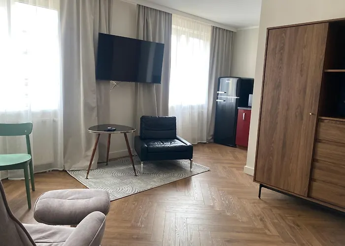 Odrodzenia 5 Centrum Lubina * Lubiń